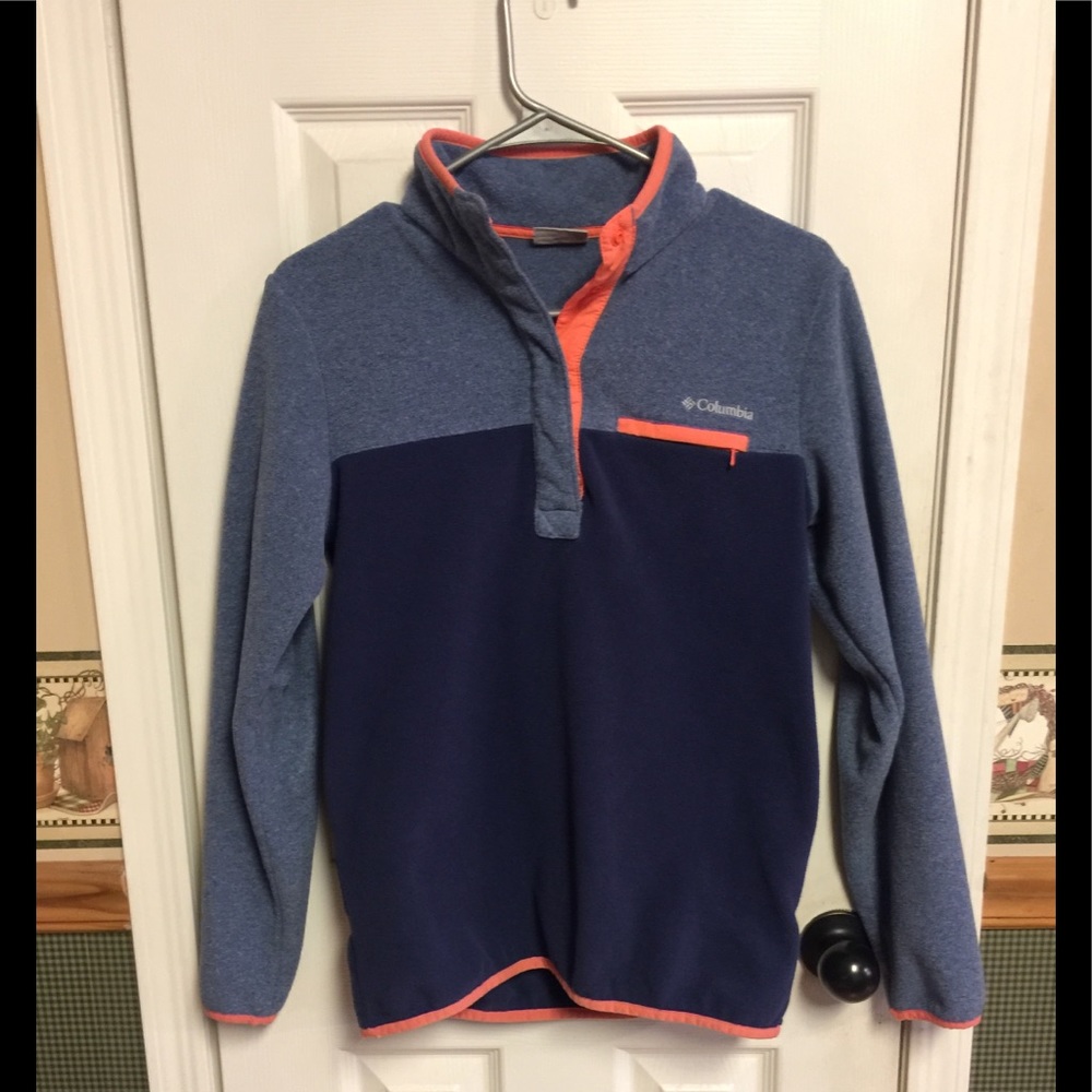 Columbia pull over in great condition